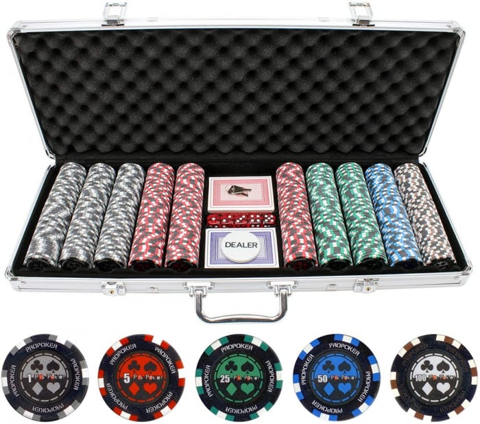 Set poker cu 500 chips-uri clay 14g model PRO POKER si servieta din aluminiu Poker
