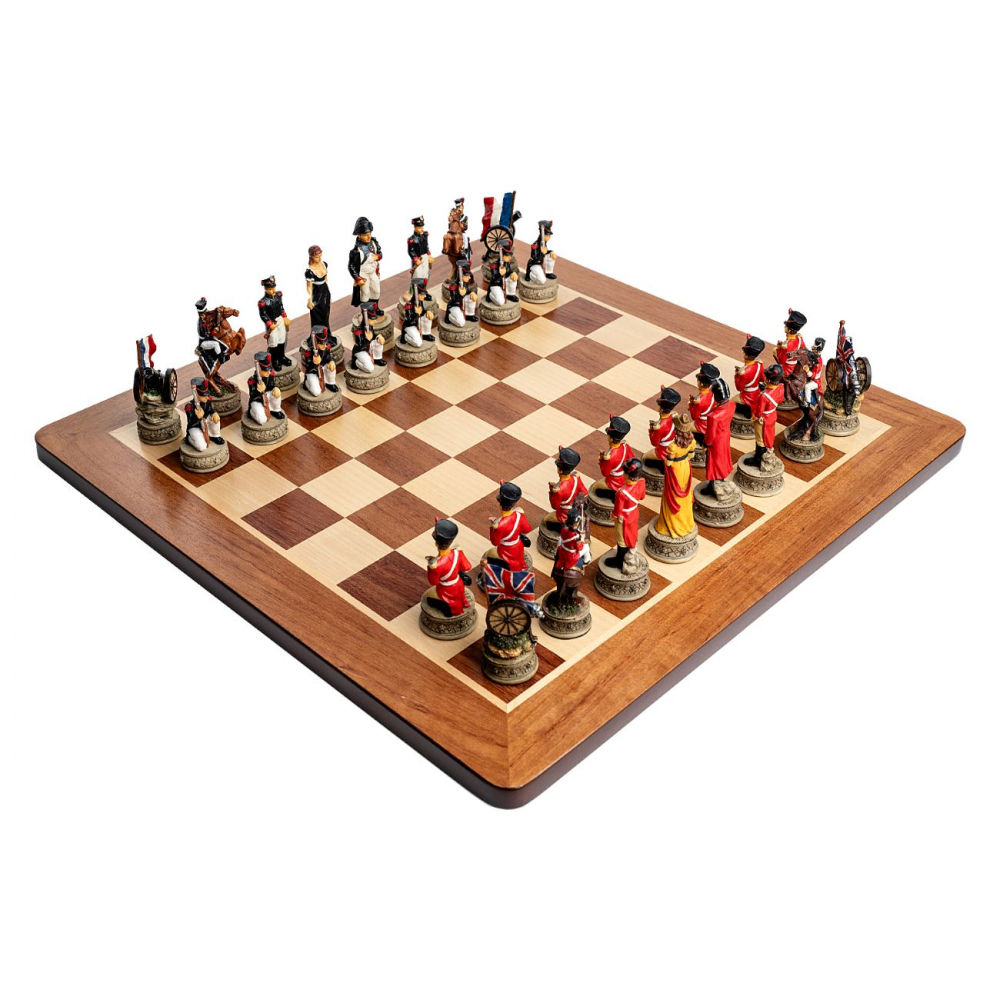 Set sah cu piese tematice Batalia de la Waterloo cu tabla de Padauk [2]