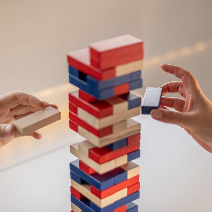 Turnul Instabil Color Plus – Joc de indemanare colorat [4]