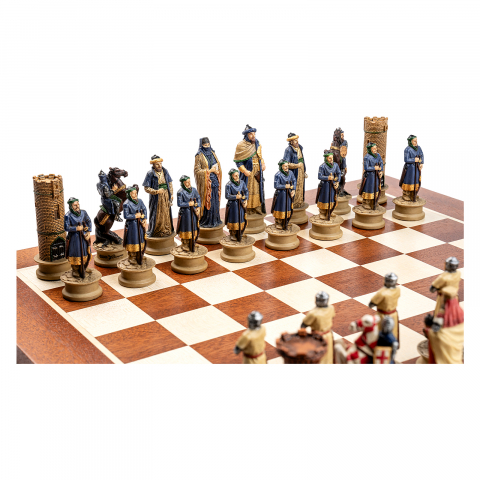 Combo Seturi - Set sah cu piese tematice Cruciatii si tabla de mahon