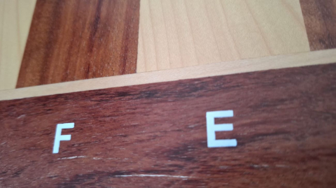 Promotii - Tabla de sah din lemn padauk, 48 x 48 cm, patrat 50mm- IMPERFECT