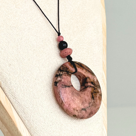 Colier aromaterapie reglabil cu Rodonit, Obsidian si Lava - All of You [2]