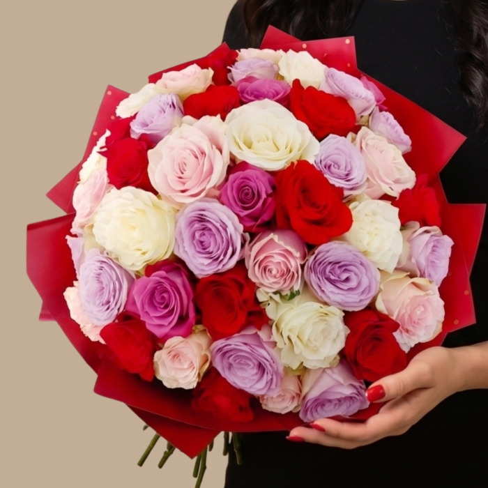 Buchet 51 trandafiri colorați [3]