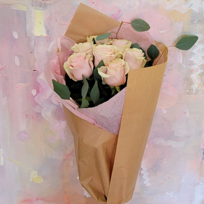 Buchet cu 7 trandafiri roz [3]