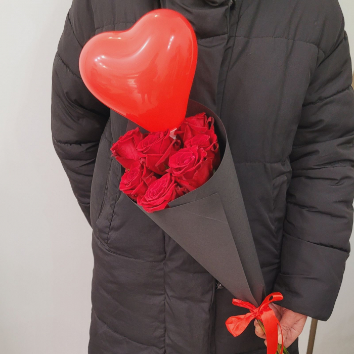 Buchet Red Heart 7 trandafiri [3]