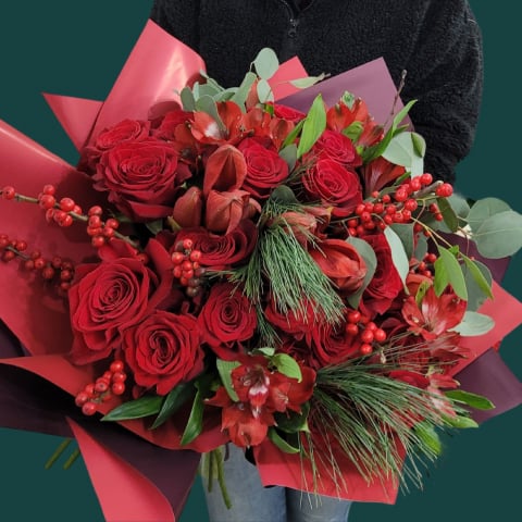 Buchete mixte de flori - Buchet Red Winter