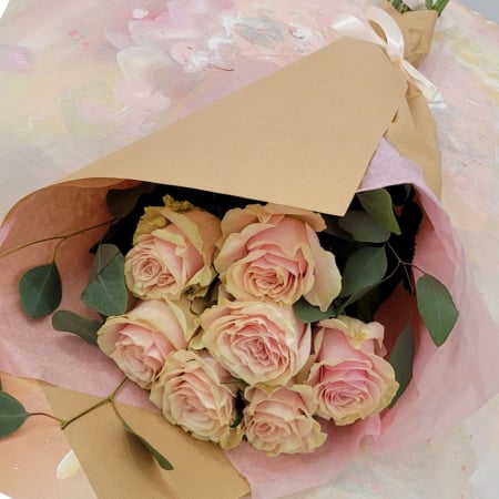 La mulți ani! - Buchet cu 7 trandafiri roz
