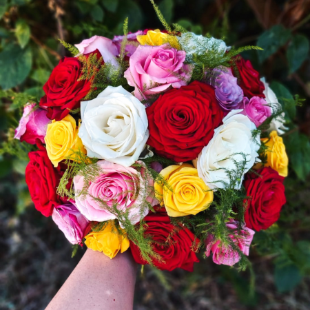 Buchet cu trandafiri multicolor [1]