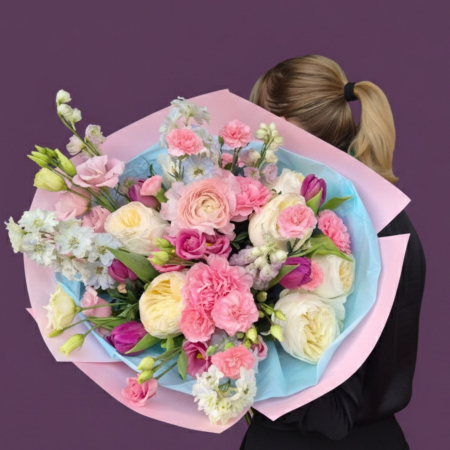 Buchet mixt cu flori pastelate [1]