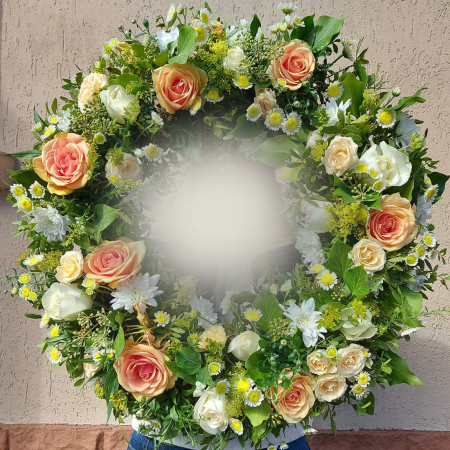 Coroana funerară alb, galben și peach [1]