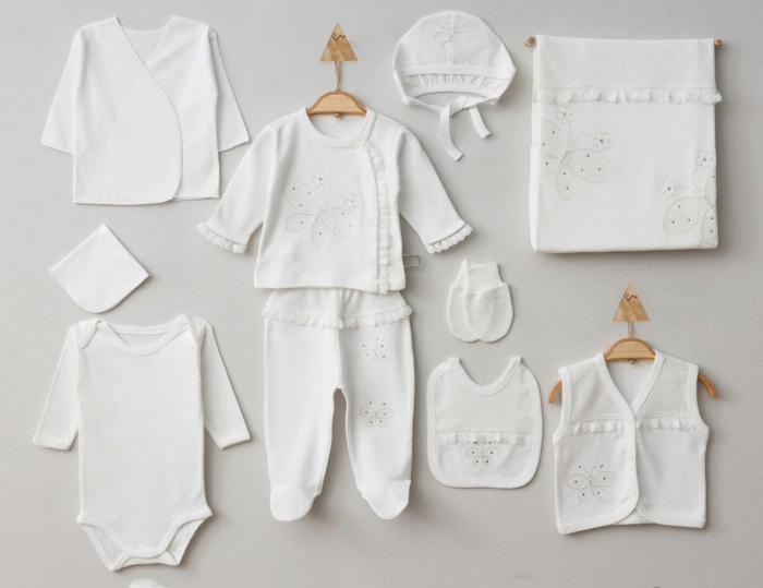 Set cadou 10 piese nou-nascuti fetite cu broderie [1]