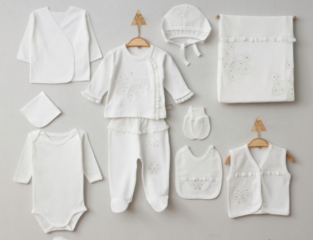 Set cadou 10 piese nou-nascuti fetite cu broderie