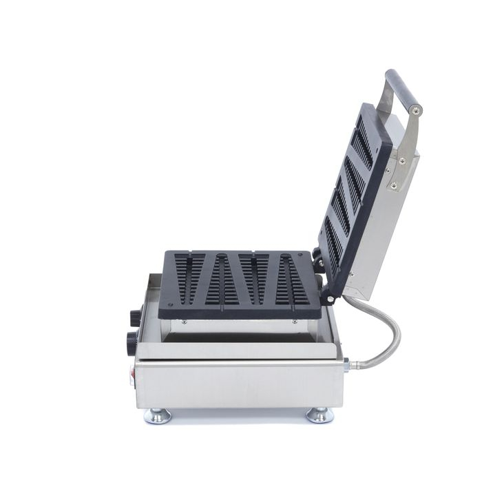 Aparat waffe pentru 4 lollipop-uri in forma de bradut, 1750W [3]