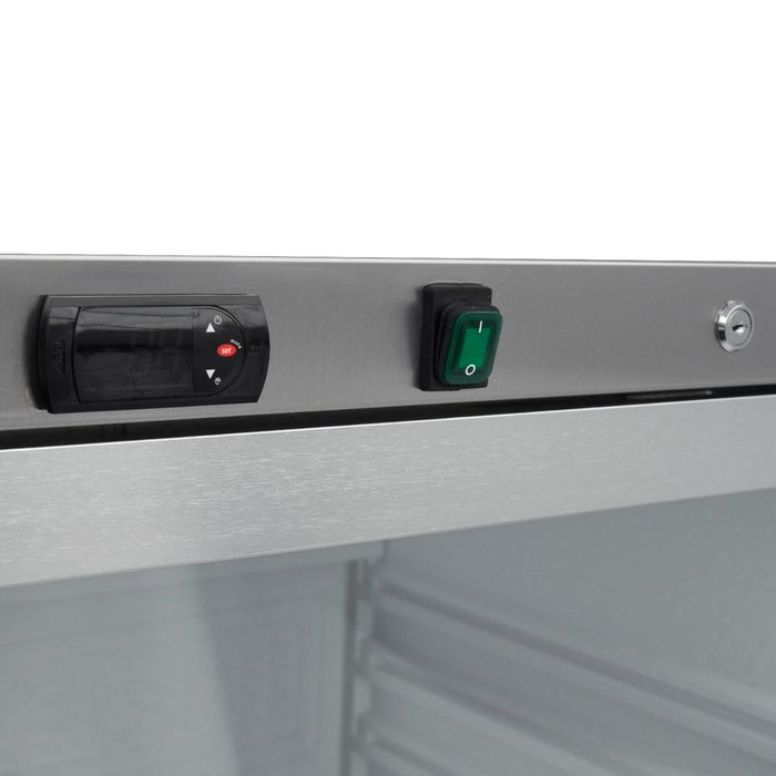 Frigider 600 litri inox cu geam si 3 rafturi gn 2/1 reglabile [2]