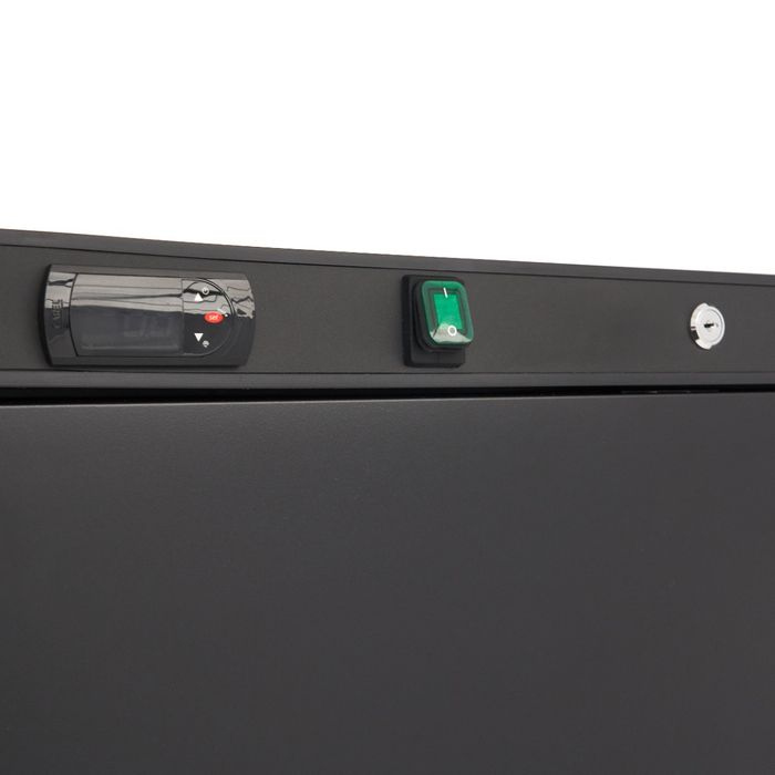 Frigider 600 litri negru cu 4 rafturi reglabile si racire uniforma [2]