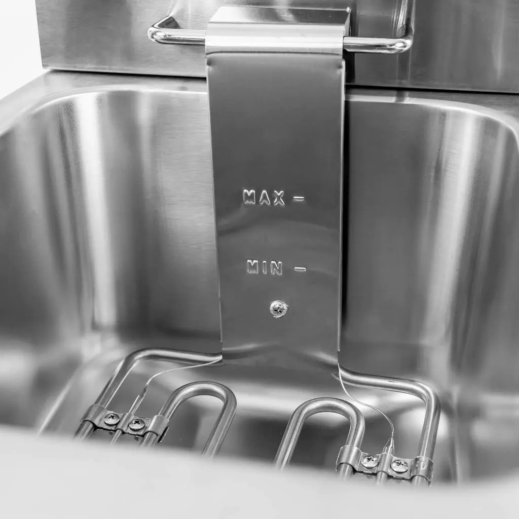 Friteuza 12L, 3.25kW, cu capac [5]
