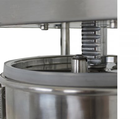Aparat electric de umplut carnati din inox 20 litri, 230V, BT20-E [5]