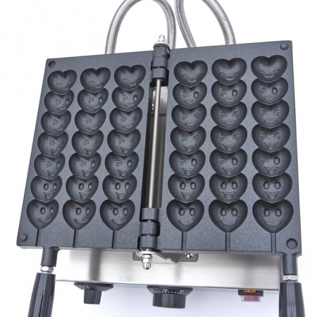 Aparat waffe 3 lollipop-uri in forma de inima cu emoji, 1560W [5]