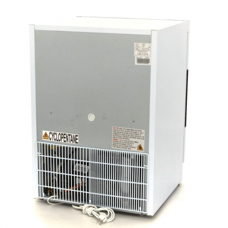Frigider 200 litri alb cu 3 rafturi reglabile si control electronic [3]