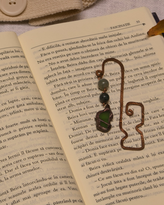 Semn de carte Famoes [4]