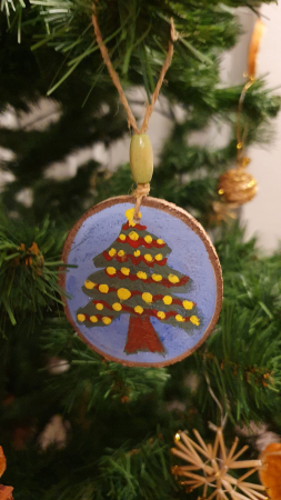 Ornament cu brăduți [2]