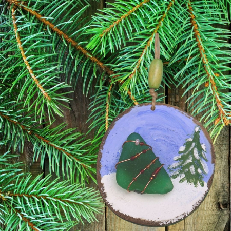 ORNAMENTE BRAD - Ornament Gnom + peisaj cu braduti (seaglass)