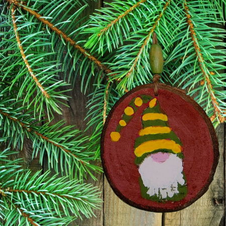 ORNAMENTE BRAD - Ornament Gnom + coroniță