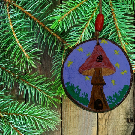 ORNAMENTE BRAD - Ornament casuță ciuperca + peisaj cu brăduți