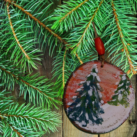 Ornament casuță ciuperca + peisaj cu brăduți [1]