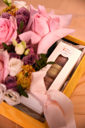 Macarons for Abbey [2]