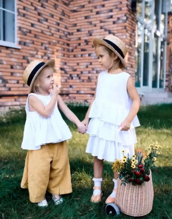 Canotiera Handmade din paie pentru copii sau adulti cu Borul cel mai mic [4]