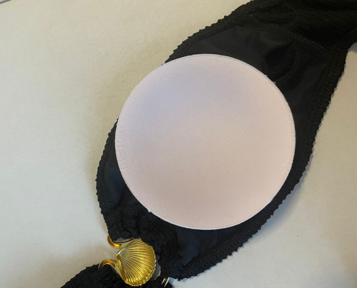 Costum de baie in doua piese Negru cu scoici aurii [5]