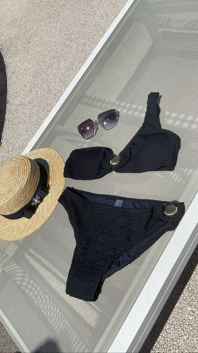 Costum de baie in doua piese Negru cu scoici aurii [7]