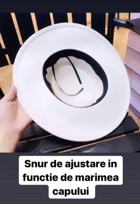 Palarie Alba Handmade cu Stele argintii si bentita detasabila [16]