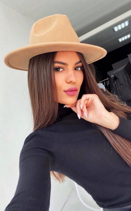 Palarie Bej Handmade cu Lant detasabil cu perle si franjuri [9]