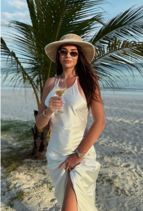 Palarie de Soare Handmade din paie cu Perle pe bor si bentita cu perle [21]