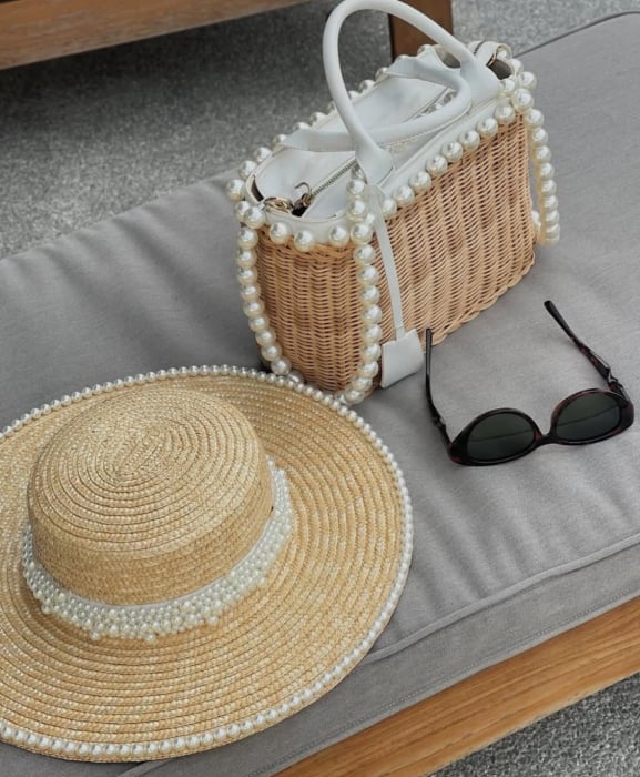 Palarie de Soare Handmade din paie cu Perle pe bor si bentita cu perle [35]