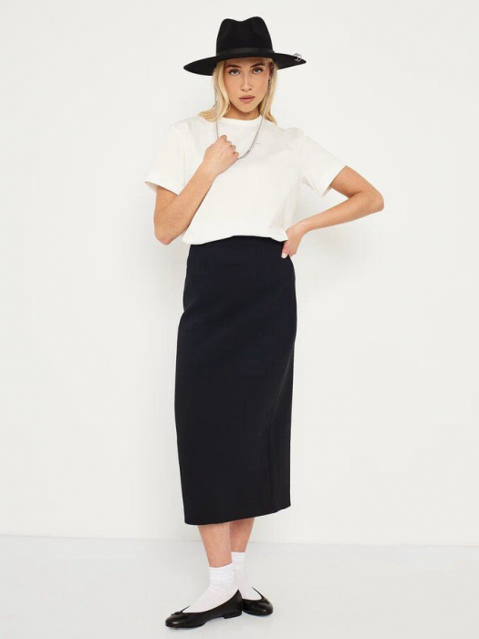 Palarie Neagra Handmade cu lant detasabil [25]