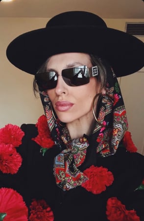 Canotiera Neagra Handmade cu bentita detasabila la alegere [4]