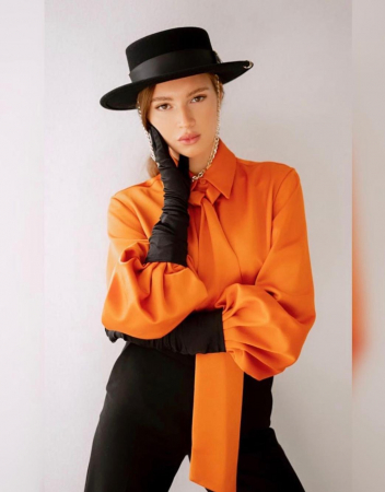 Canotiera Neagra Handmade cu bentita detasabila si Lant [21]