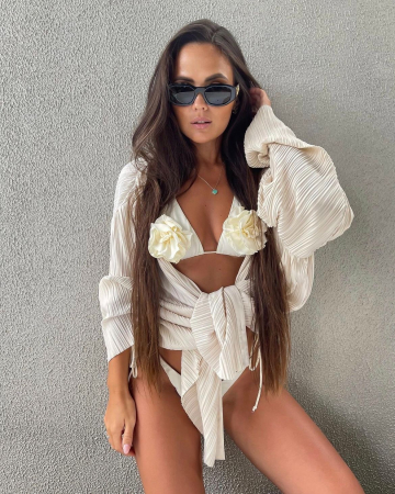 Costum de baie in doua piese Crem cu flori [16]