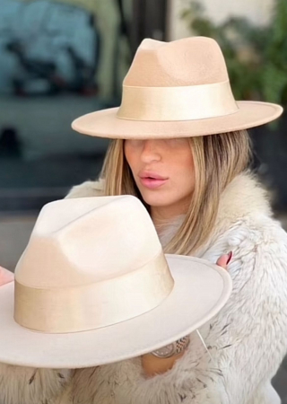 Palarie Crem Handmade cu bentita cu perle detasabila [3]