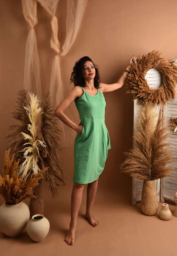 Rochie „Fresh Breeze” – Verde Pastel, Lejeră, cu Bretele Subțiri, Fabricată în România [2]