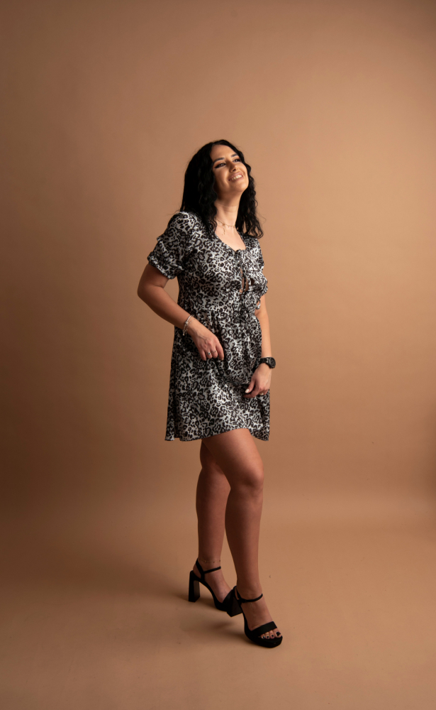 Rochie „Savage Breeze” – Baby Doll Animal Print cu Decupaj și Șnur, Fabricat în România [2]
