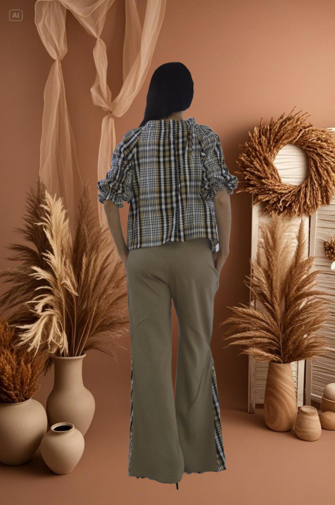 Set „Savanna Check” – Bluză cu Carouri și Pantaloni Largi Bej, Fabricat în România [2]