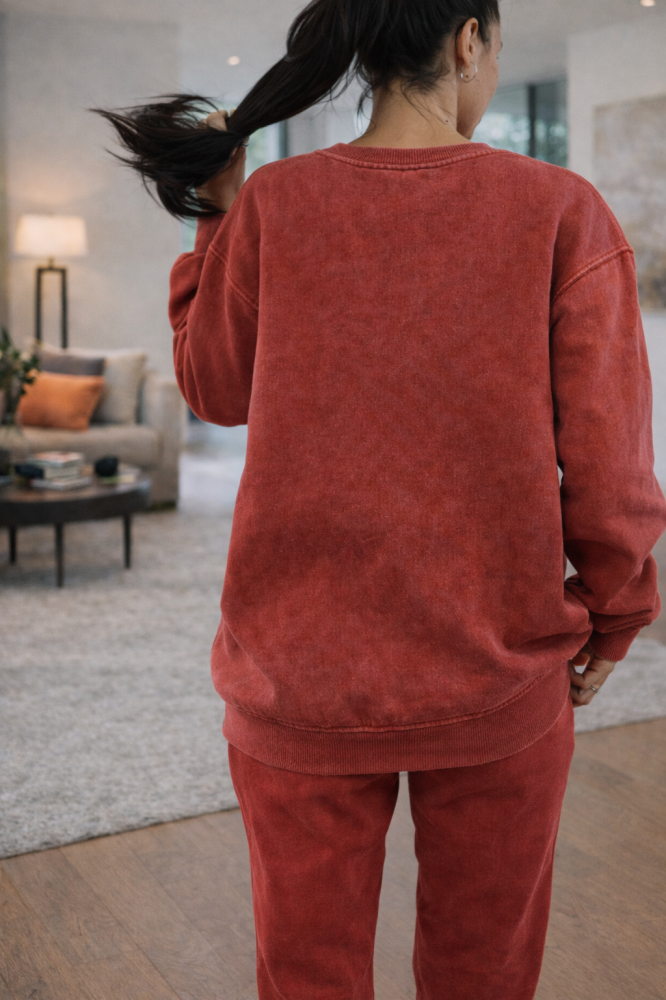 Trening dama rosu casual – Set modern cu bluza oversized [4]