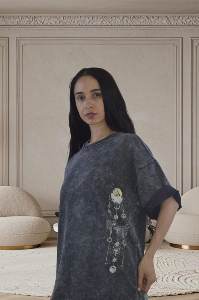 Tricou „Lunar Spirit” – Oversized Washed cu Print Astral, Fabricat în România [1]