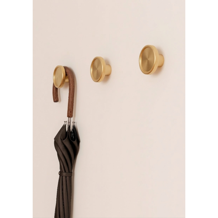 Agatatoare cuier Boto, finisaj alama cava periata, 80x45 mm [3]