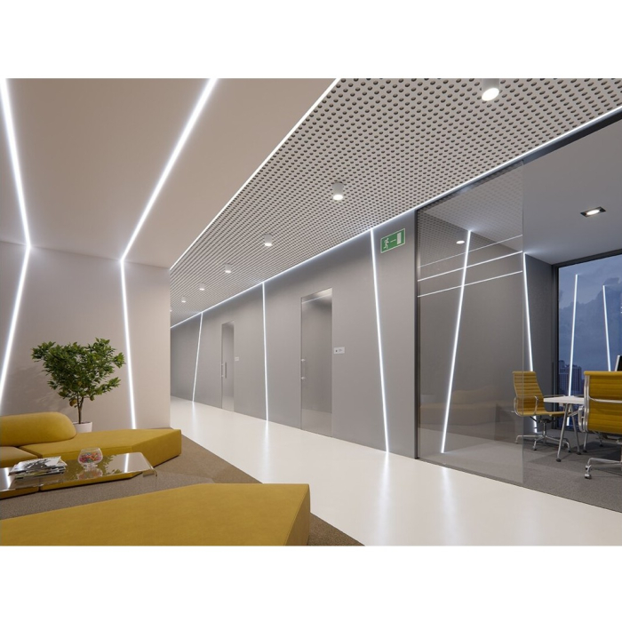 Bandă LED Flash GTV, lumină rece, 120 LED/m, 1350 lm/m, 21 W/m, 24V, IP20, 5 m [3]