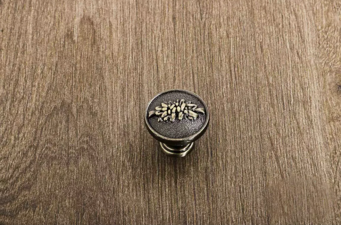 Buton pentru mobila Ardea, alama antichizata periata GT, D:27.5 mm [3]